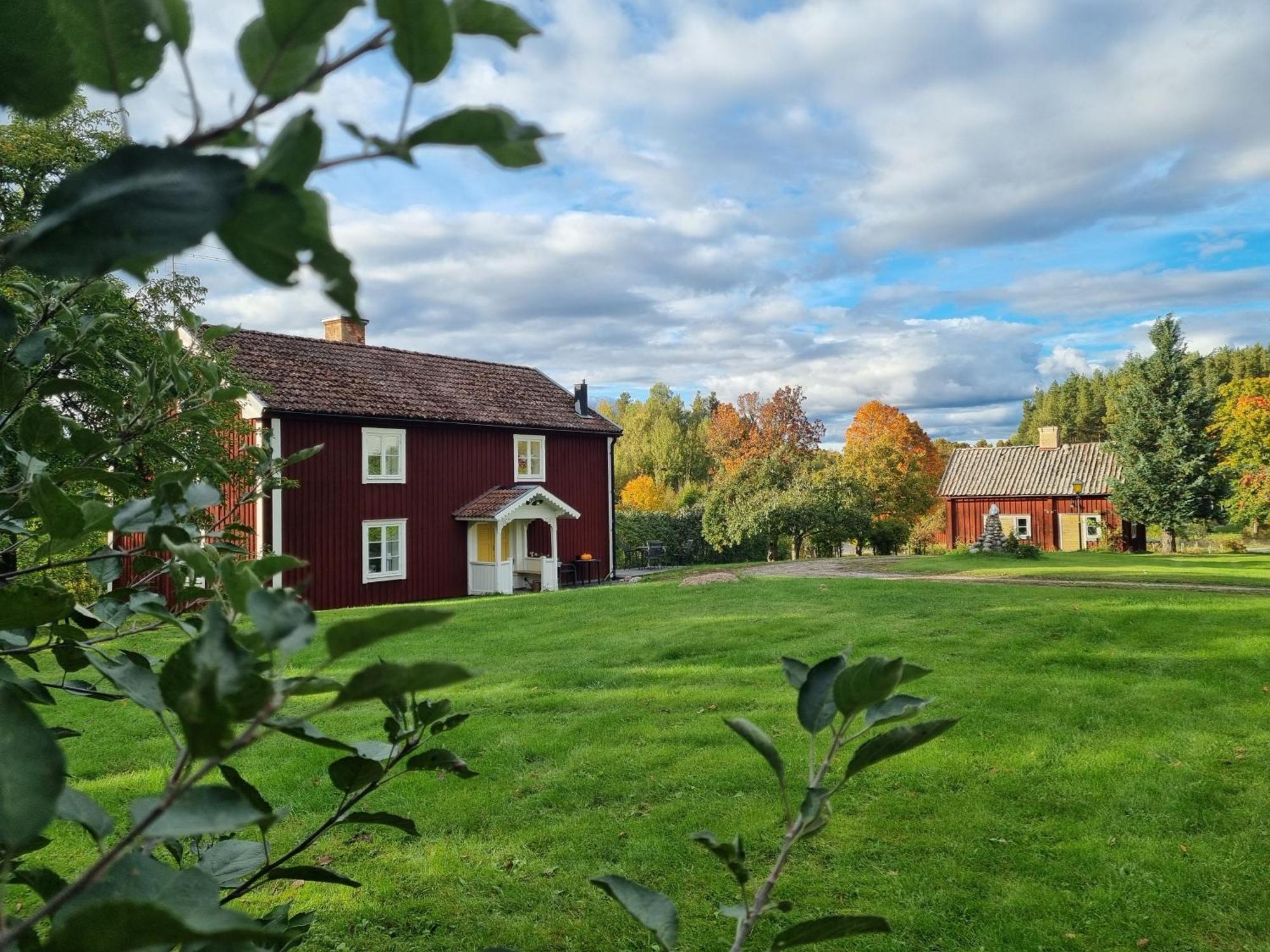 Skoelvs Gard Guest House Glanshammar Bagian luar foto